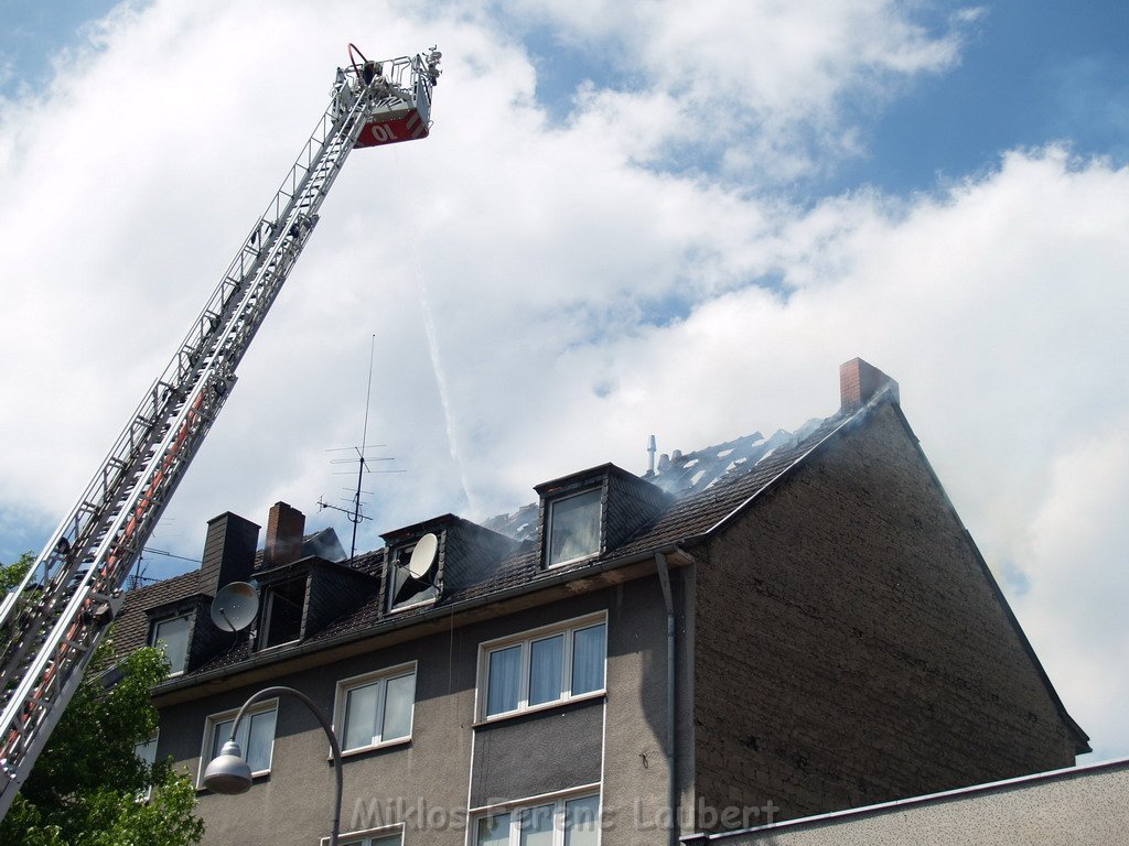 Dachstuhlbrand Koeln Kalk Kalker Hauptstr   P075.JPG